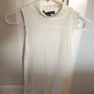 Blusa blanca cuello alto(tortuga)